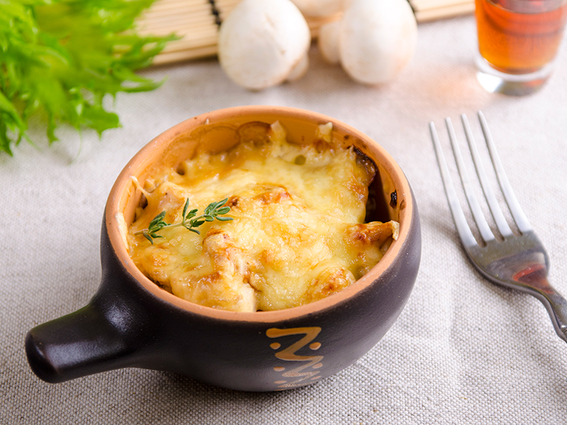 Жульен с грибами и курицей &ndash; 8 рецептов приготовления