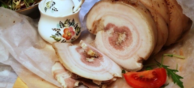 Вареное сало &mdash; самые вкусные рецепты с луковой шелухой, чесноком и специями