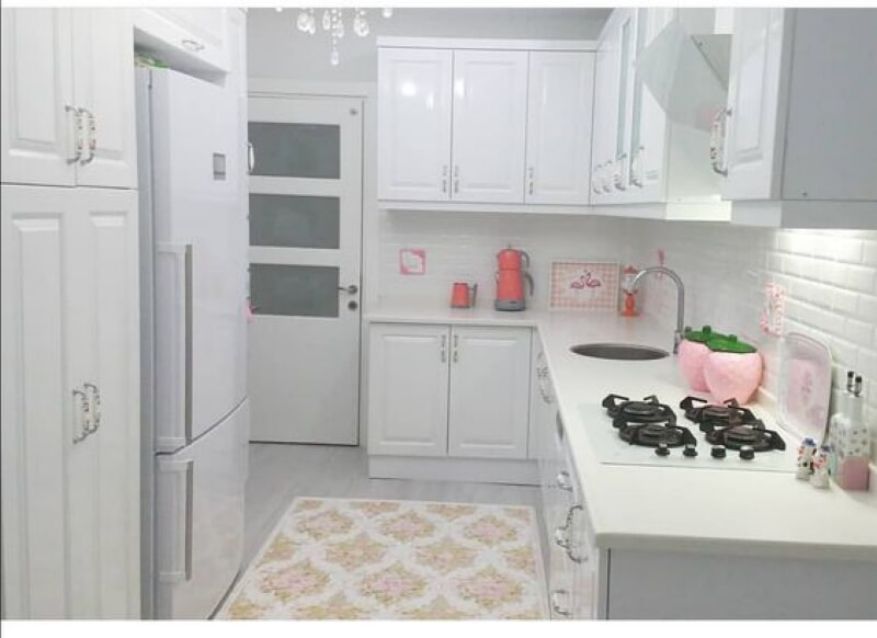 Малогабаритная королевская кухня: 15 удачных дизайн-проектов в хрущёвках