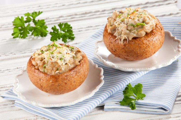 Жульен с грибами и курицей &ndash; 8 рецептов приготовления