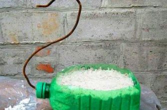 Бабушка научила меня делать садовых лебедей из большой пластиковой бутылки