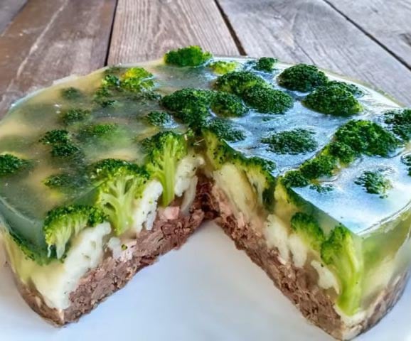 Закусочный мясной торт &laquo;Леший&raquo; &mdash; невероятная подача праздничного блюда