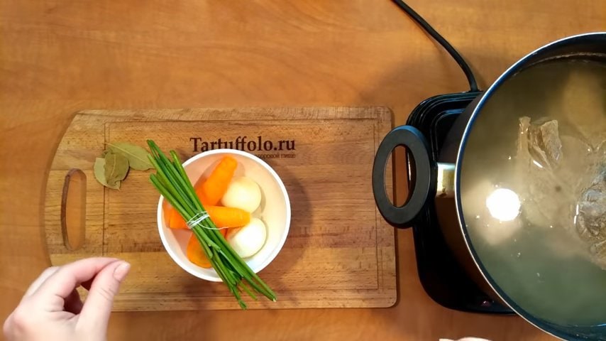 Закусочный мясной торт &laquo;Леший&raquo; &mdash; невероятная подача праздничного блюда