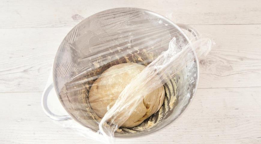 Ватрушки с лимонным творогом и изюмом