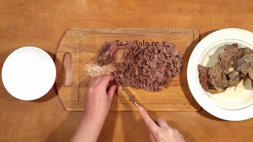 Закусочный мясной торт &laquo;Леший&raquo; &mdash; невероятная подача праздничного блюда