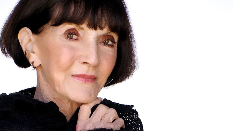 92-летняя женщина-йог рассказывает о своих секретах здоровья, красоты и счастья 92-летняя женщина-йог рассказывает о своих секретах здоровья, красоты и счастья